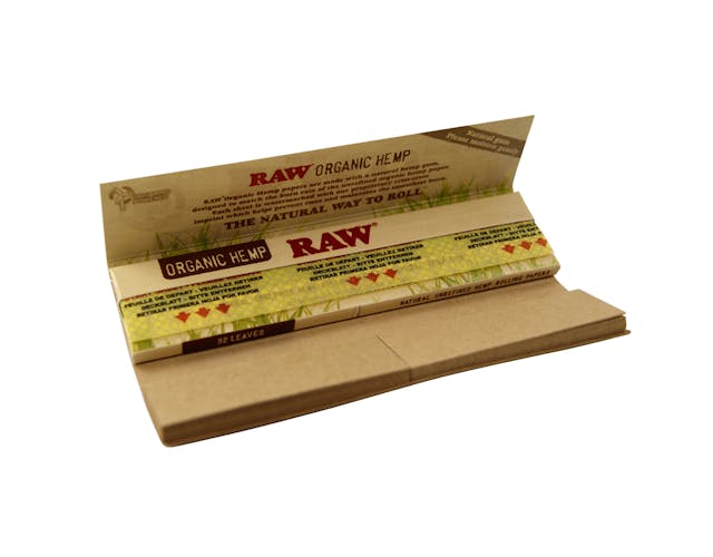 Raw - Connoisseur Organic Hemp Papers 1¼ with Tips - 50 Sheets